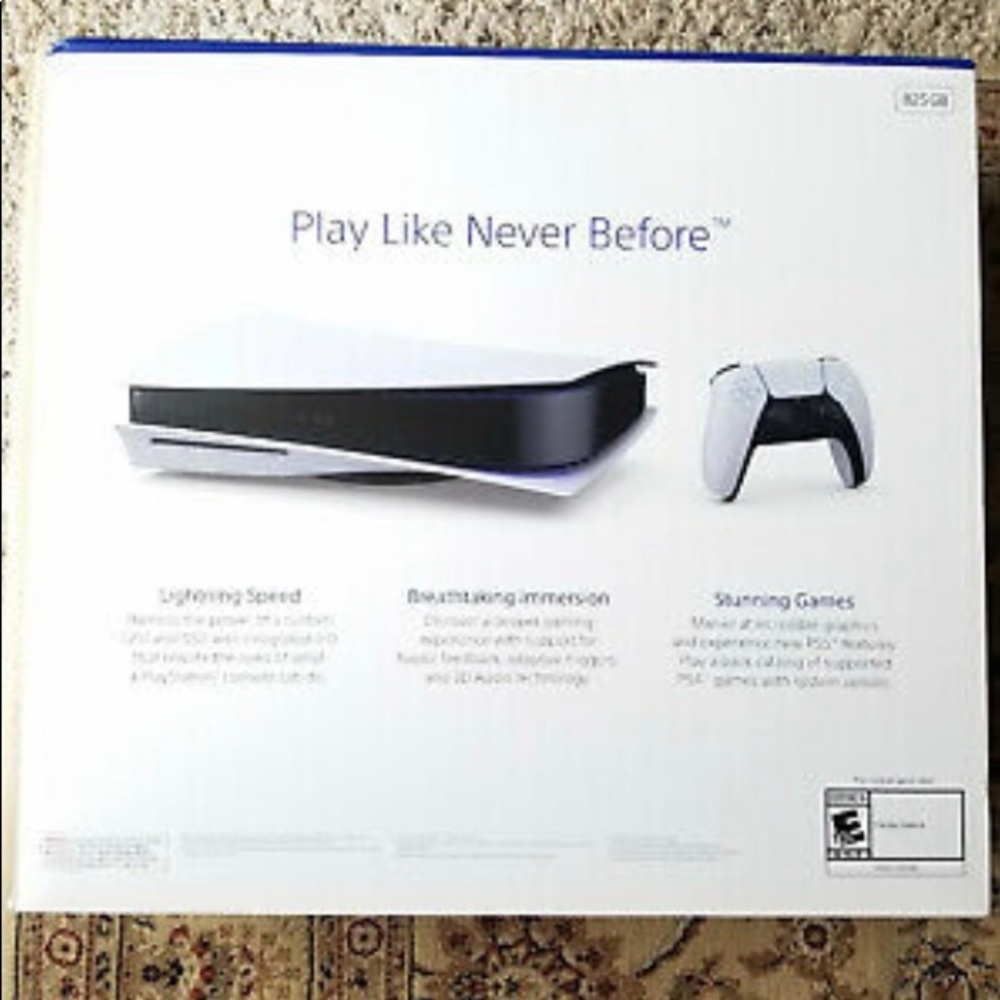 PS5 - Picture 2 of 3